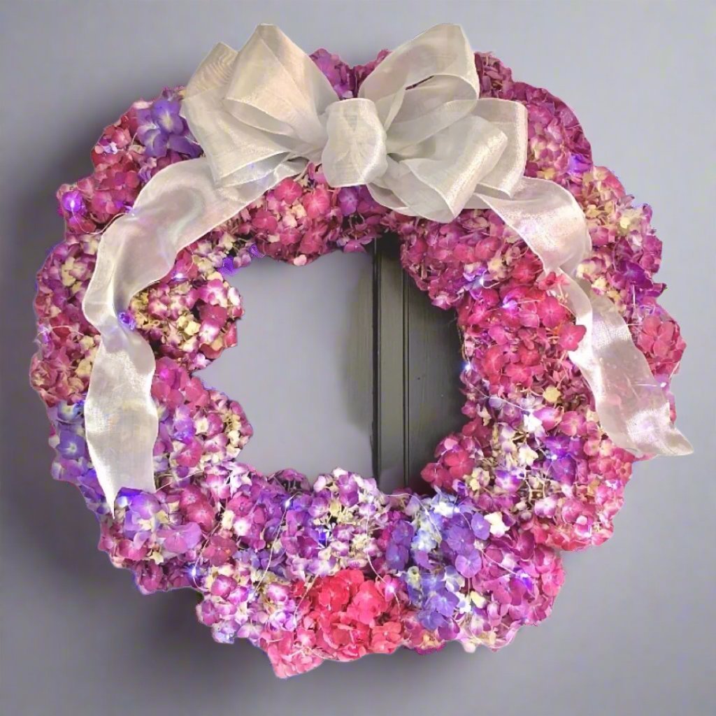 Be The Envy of the Neighborhood With a Cactus or Succulent Living Wreath - PLANT THIS